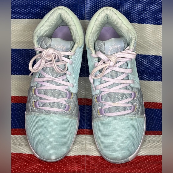 ✨🥳 Nike LeBron James Witness Dusty 8 - Men’s Basketball Athletic Shoes Size 13 - Picture 3 of 17